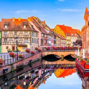 ALSACIA, Canales, flores y casas de cuento.